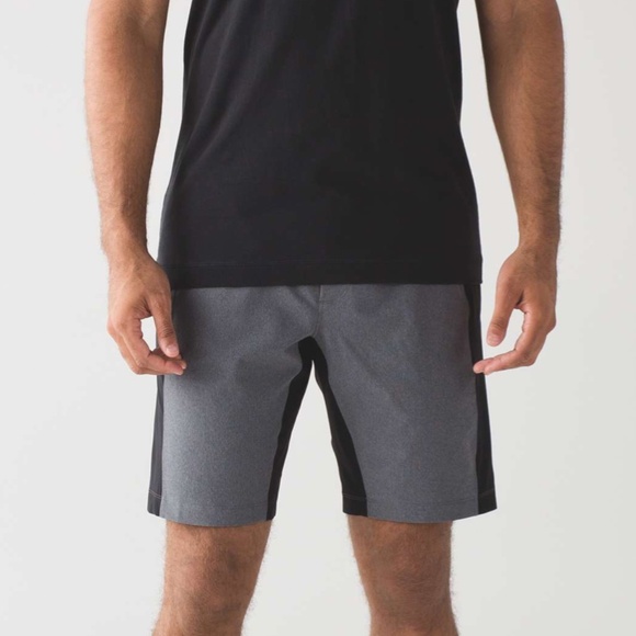 Lululemon Namaste At The Beach Lined Short Heathered Black Size S - Picture 2 of 11